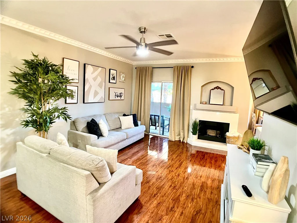 2050 West Warm Springs, Las Vegas, NV 89014