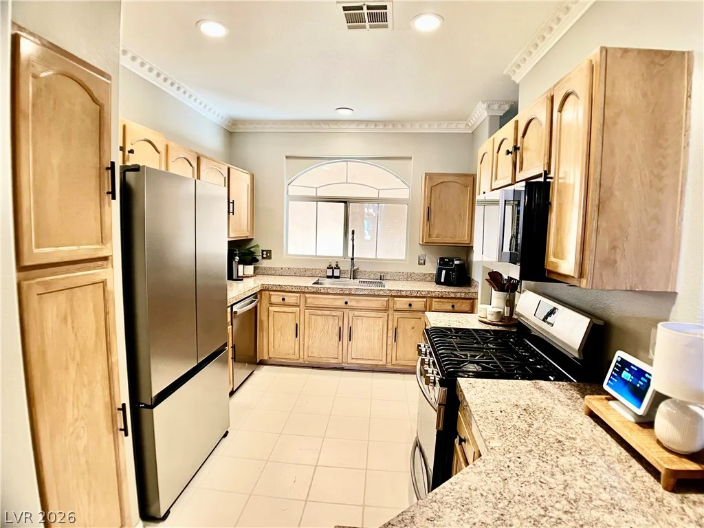 2050 West Warm Springs, Las Vegas, NV 89014