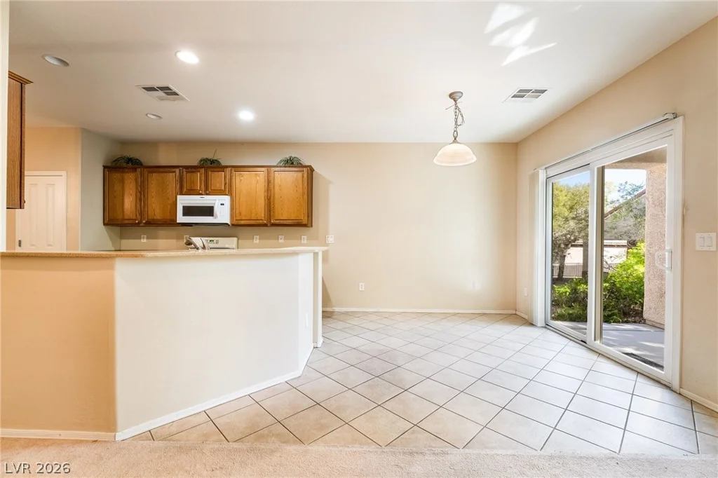 2570 Cosmic Dust, Henderson, NV 89044