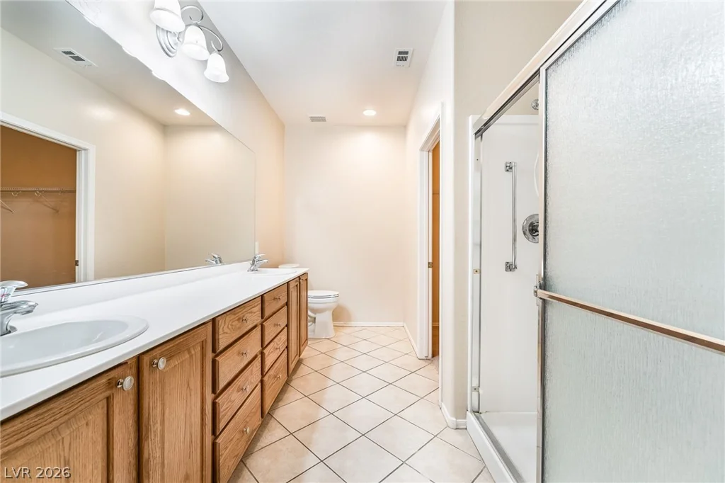 2570 Cosmic Dust, Henderson, NV 89044