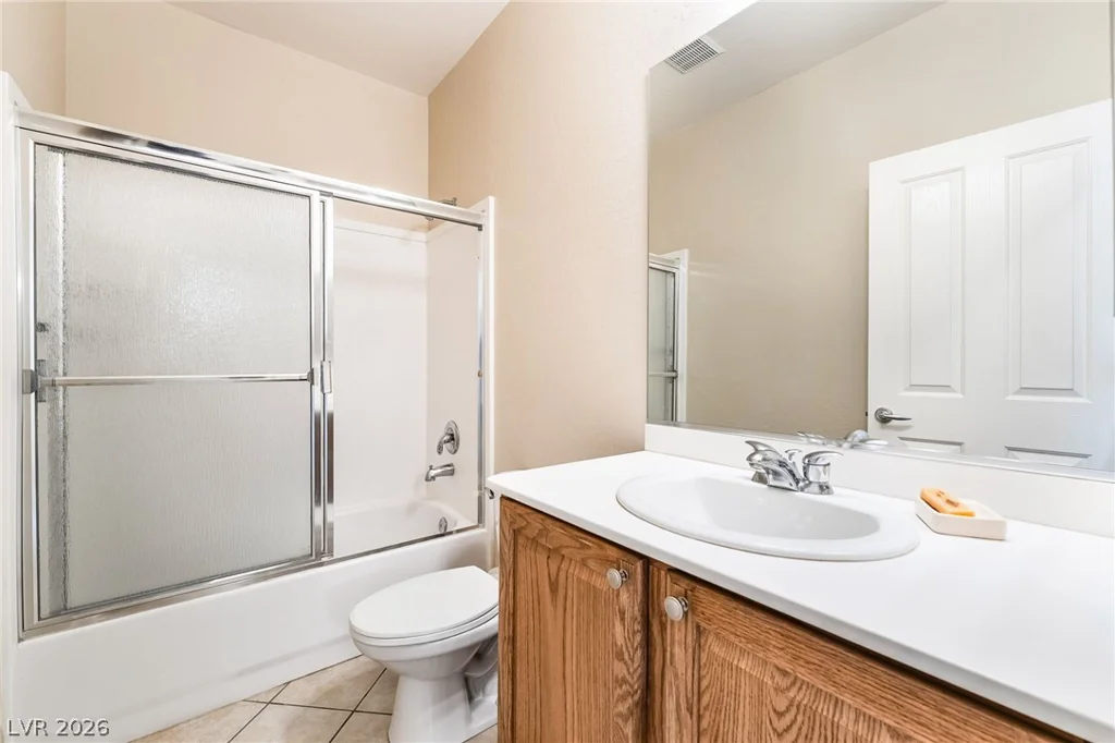 2570 Cosmic Dust, Henderson, NV 89044