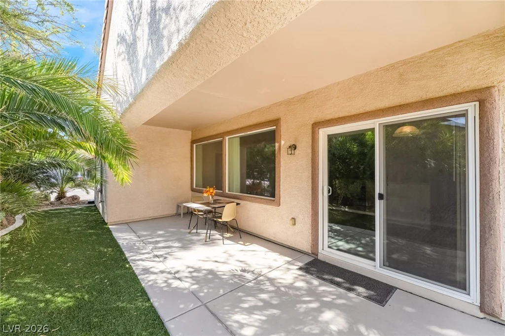 2570 Cosmic Dust, Henderson, NV 89044