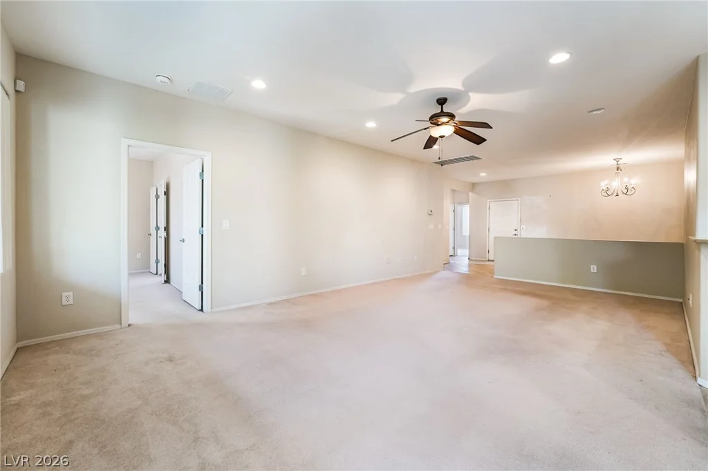 2570 Cosmic Dust, Henderson, NV 89044