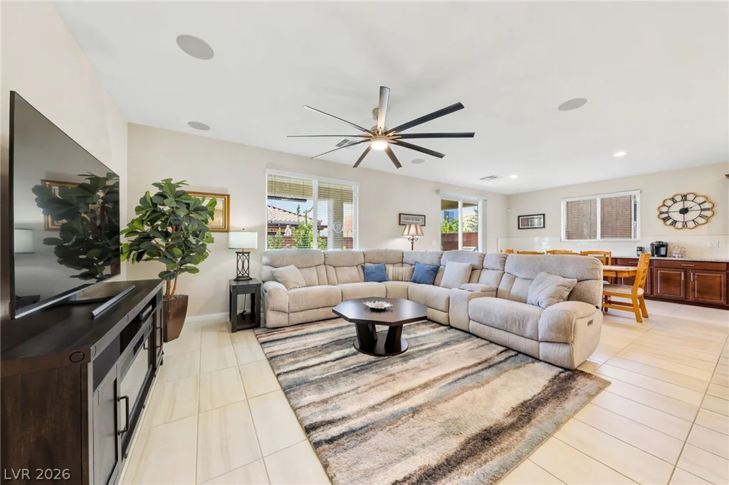 5601 Silver Cascade, Las Vegas, NV 89131