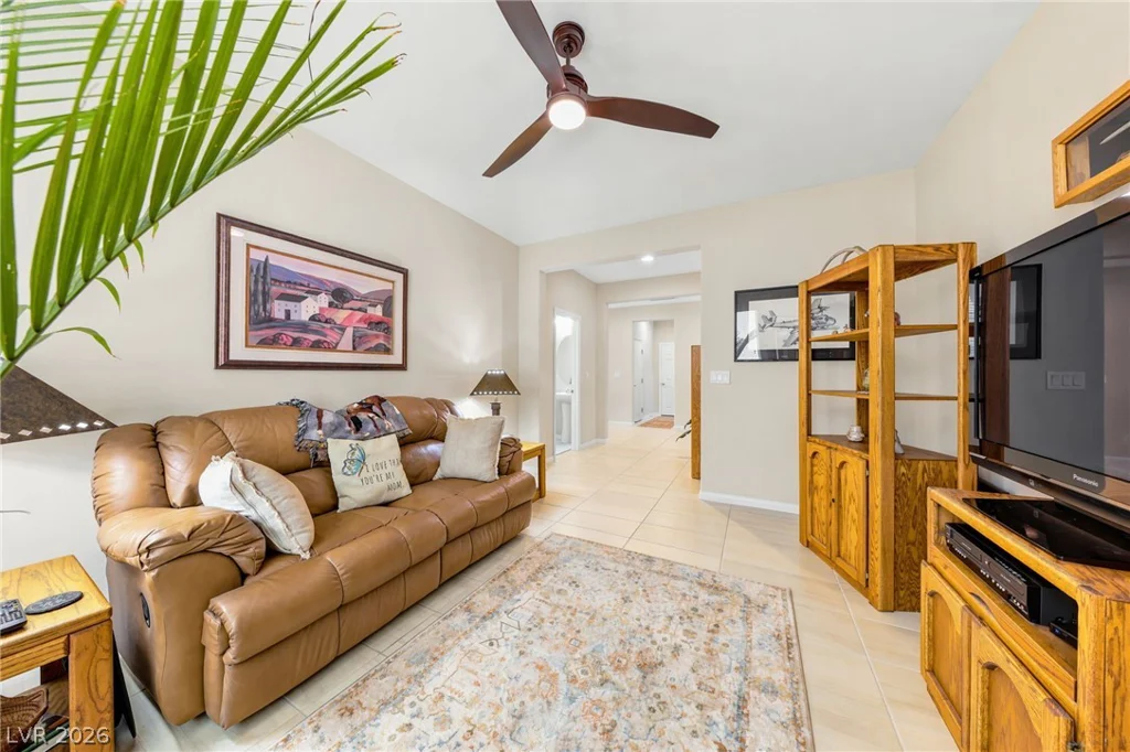 5601 Silver Cascade, Las Vegas, NV 89131