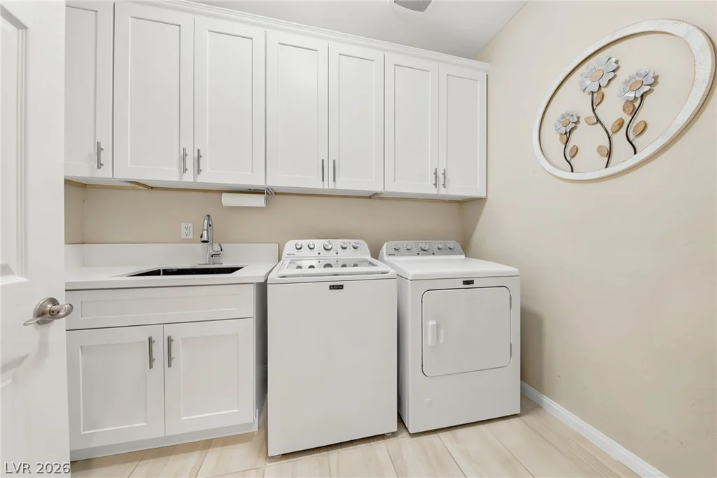 5601 Silver Cascade, Las Vegas, NV 89131