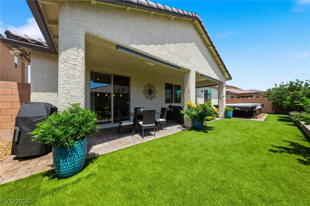 5601 Silver Cascade, Las Vegas, NV 89131