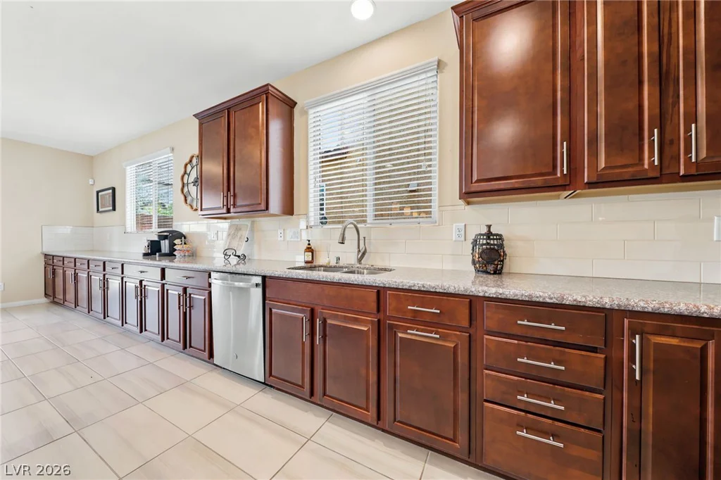 5601 Silver Cascade, Las Vegas, NV 89131