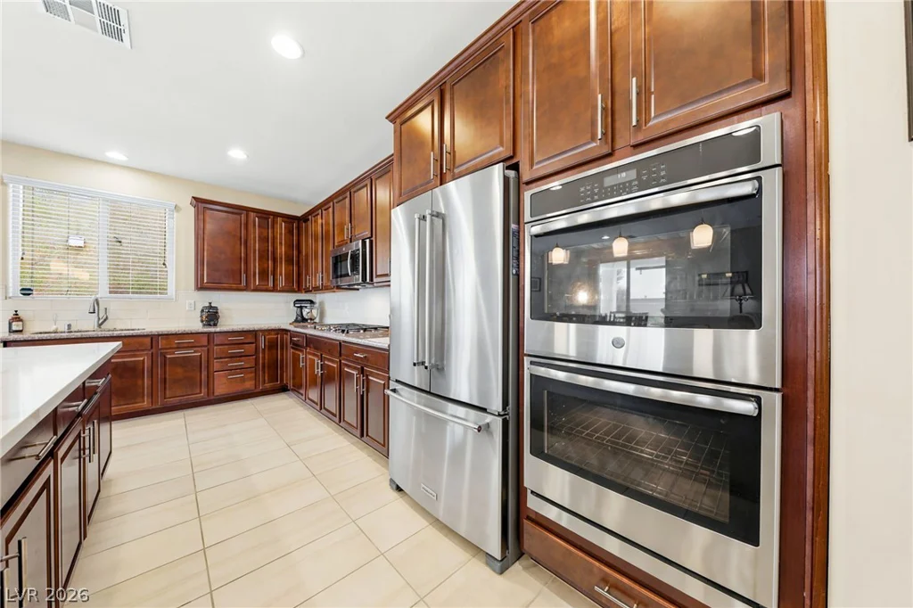 5601 Silver Cascade, Las Vegas, NV 89131
