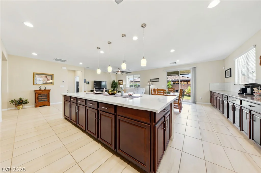 5601 Silver Cascade, Las Vegas, NV 89131