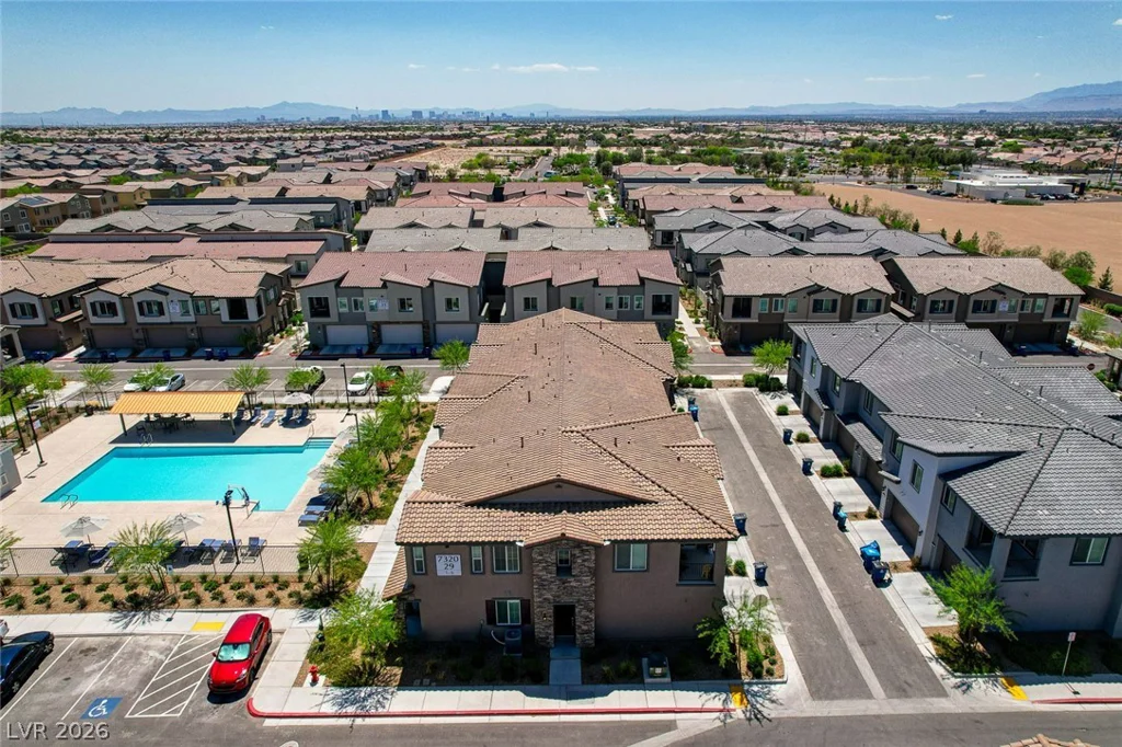 7320 Decatur, Las Vegas, NV 89131