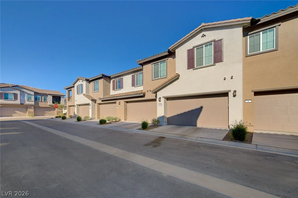 7320 Decatur, Las Vegas, NV 89131