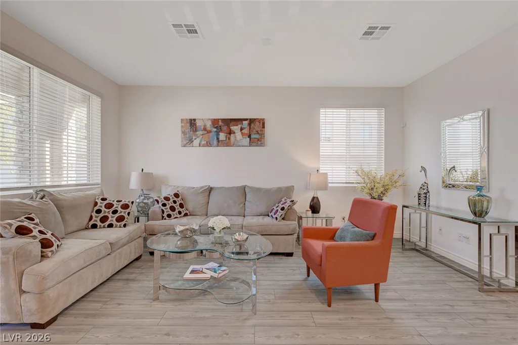 7320 Decatur, Las Vegas, NV 89131
