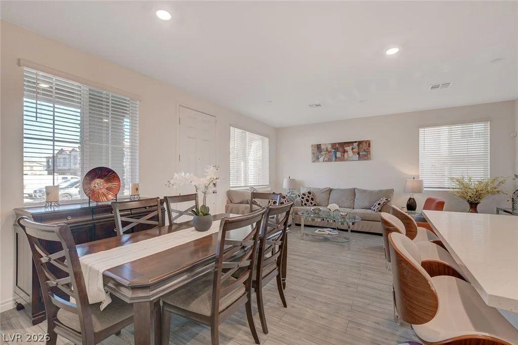 7320 Decatur, Las Vegas, NV 89131