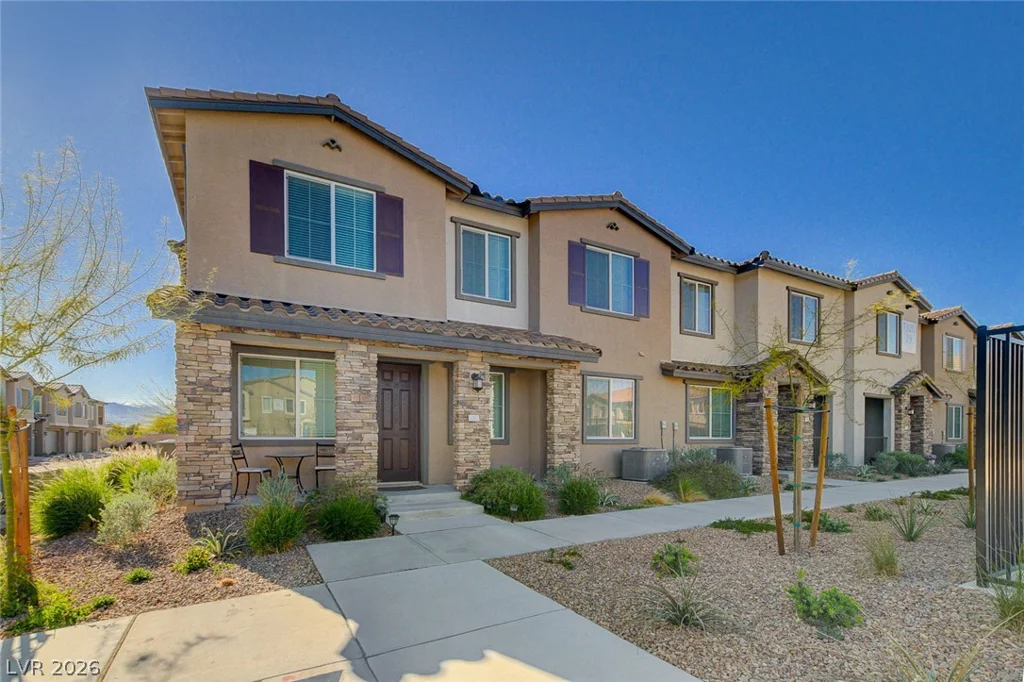 7320 Decatur, Las Vegas, NV 89131