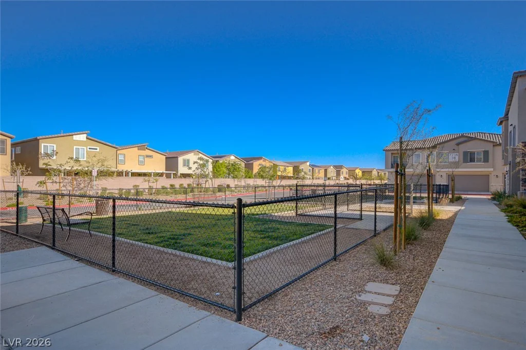 7320 Decatur, Las Vegas, NV 89131