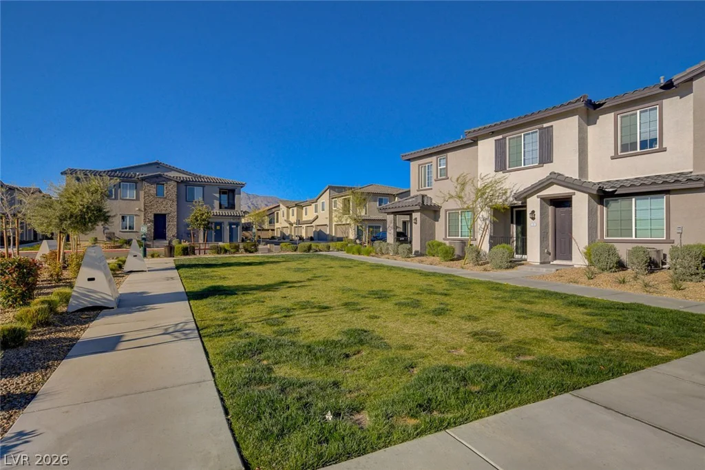 7320 Decatur, Las Vegas, NV 89131