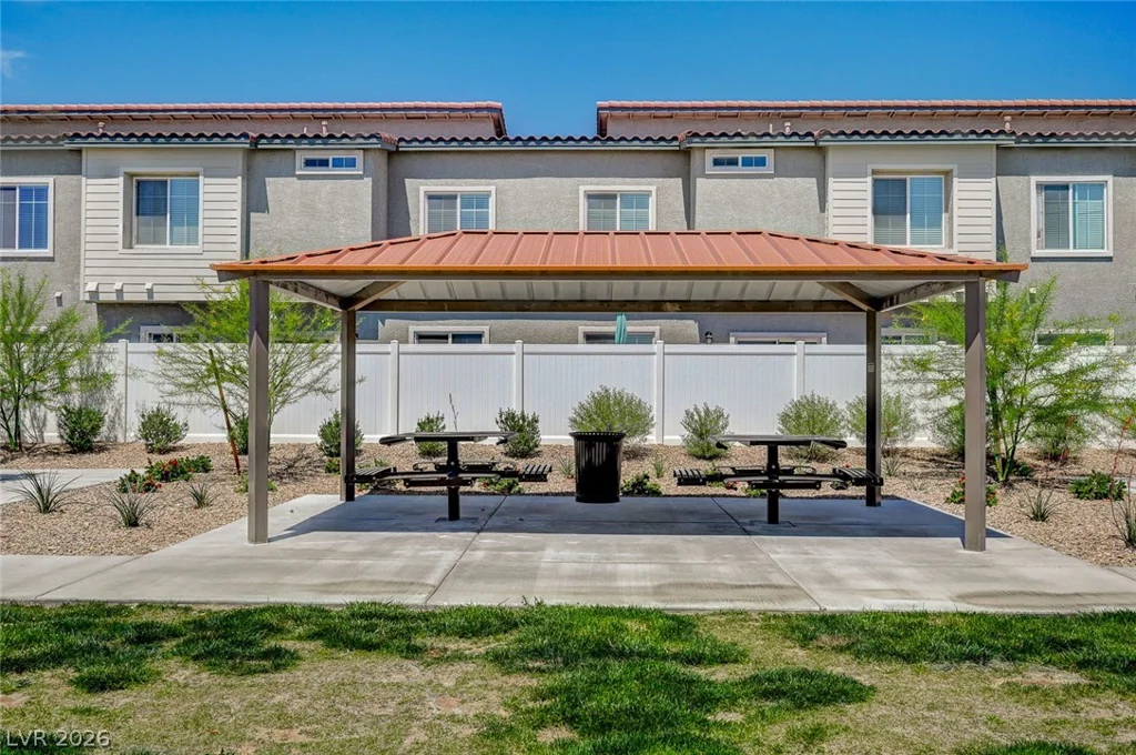 7320 Decatur, Las Vegas, NV 89131
