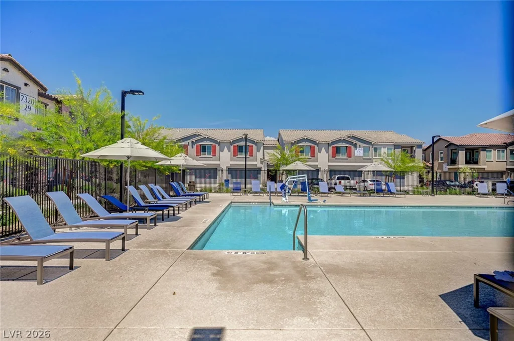 7320 Decatur, Las Vegas, NV 89131