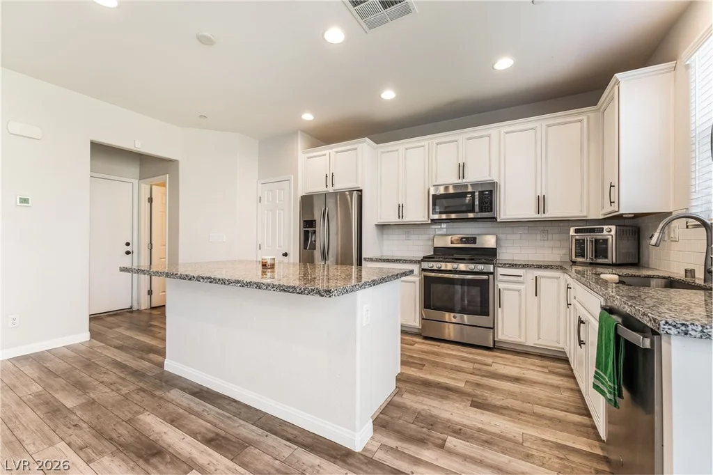 360 Misterioso, Henderson, NV 89011