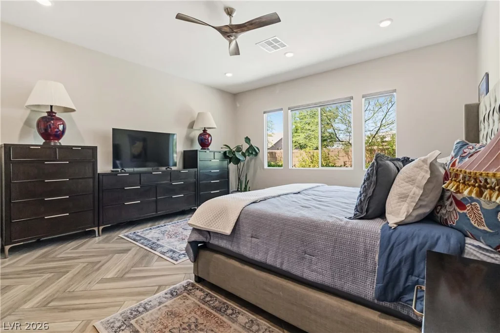 7780 Hickam, Las Vegas, NV 89129