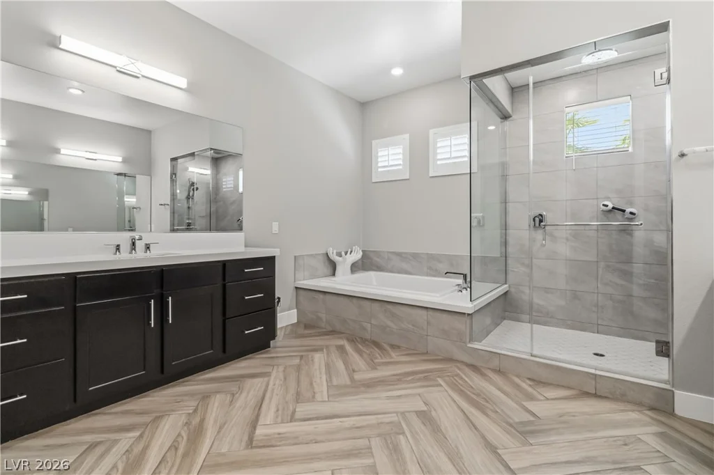 7780 Hickam, Las Vegas, NV 89129