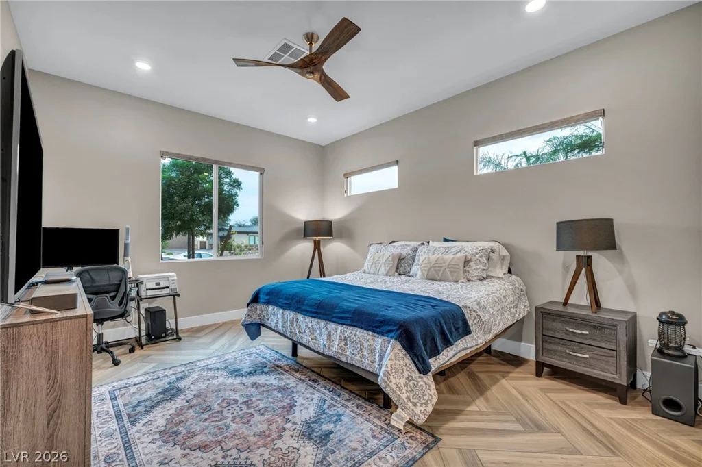 7780 Hickam, Las Vegas, NV 89129