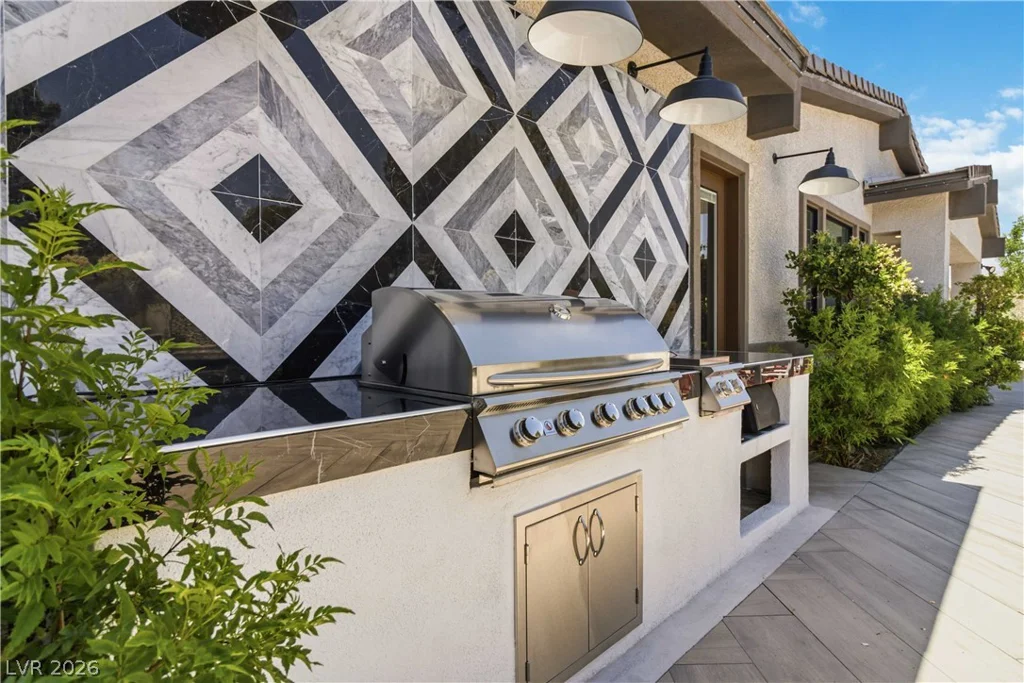 7780 Hickam, Las Vegas, NV 89129