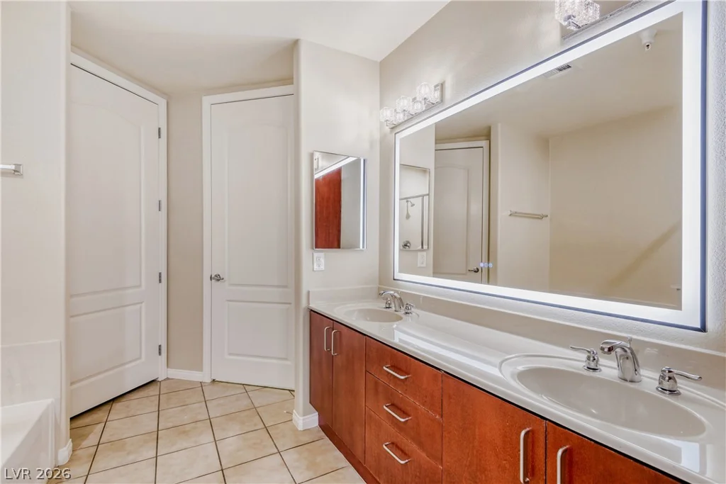 20 Serene, Las Vegas, NV 89123