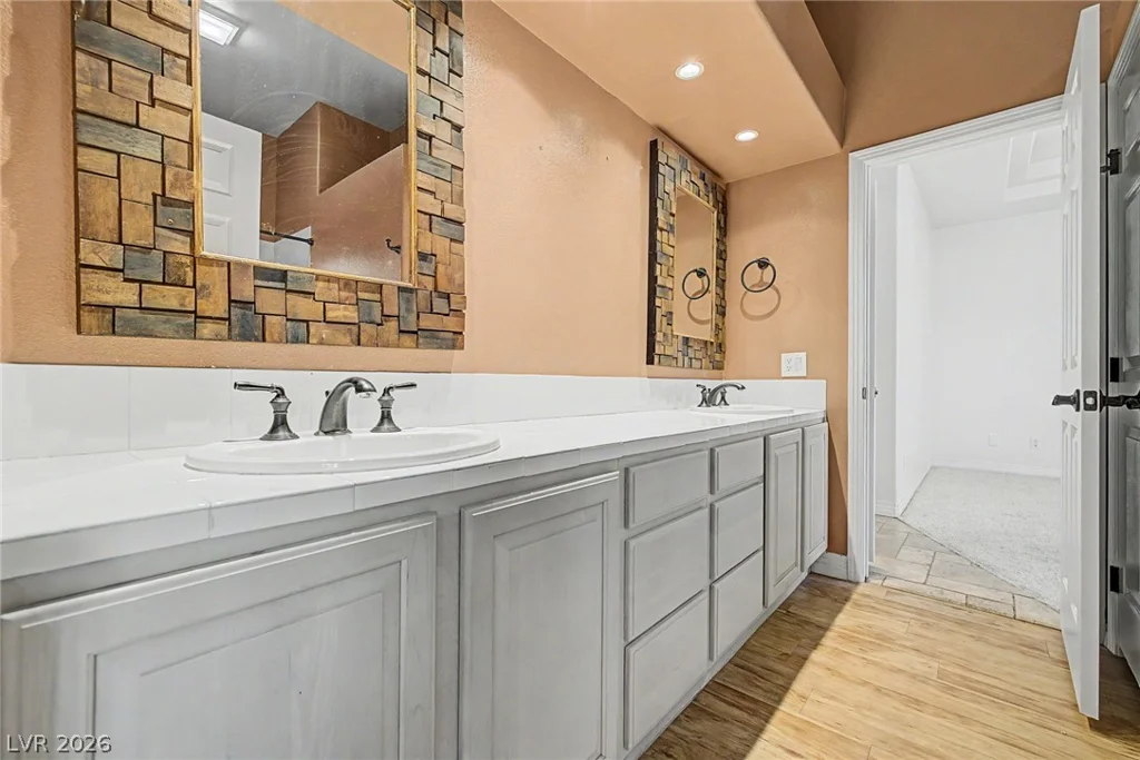 2869 Duneville, Las Vegas, NV 89146