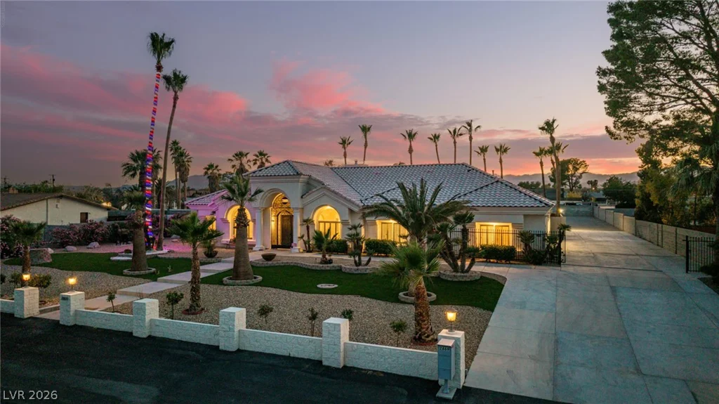 2869 Duneville, Las Vegas, NV 89146