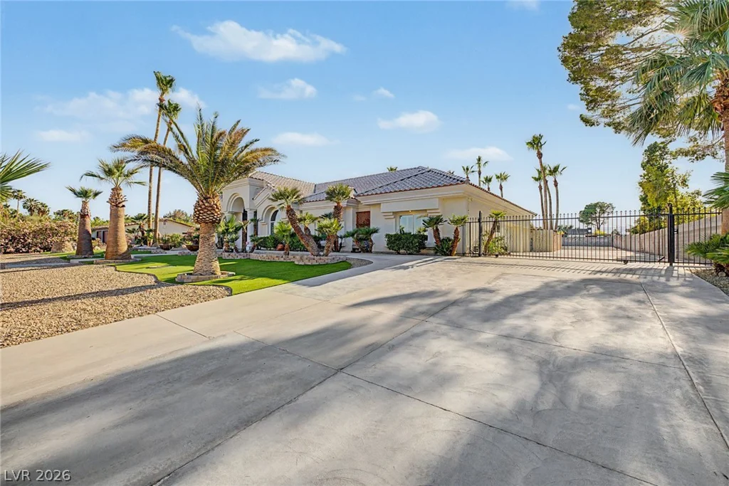 2869 Duneville, Las Vegas, NV 89146