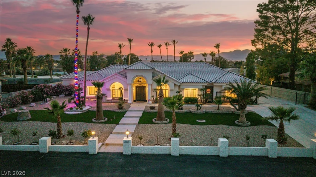 2869 Duneville, Las Vegas, NV 89146