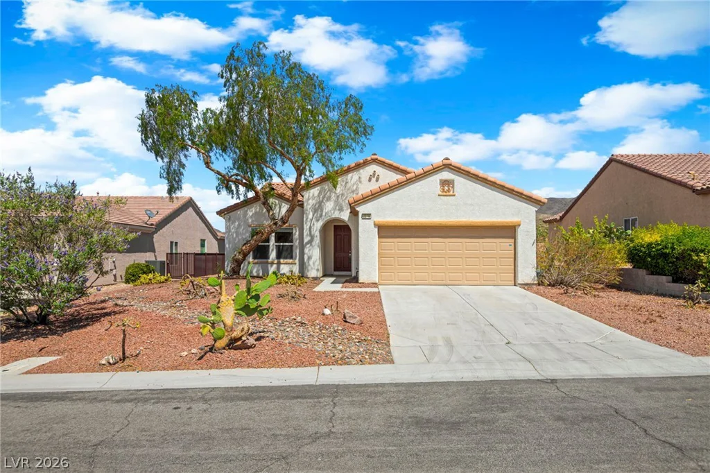 2250 Sandstone Cliffs, Henderson, NV 89044