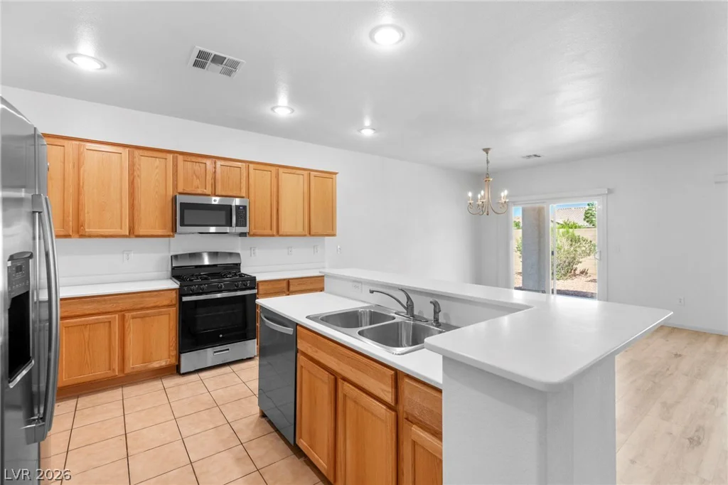 2250 Sandstone Cliffs, Henderson, NV 89044