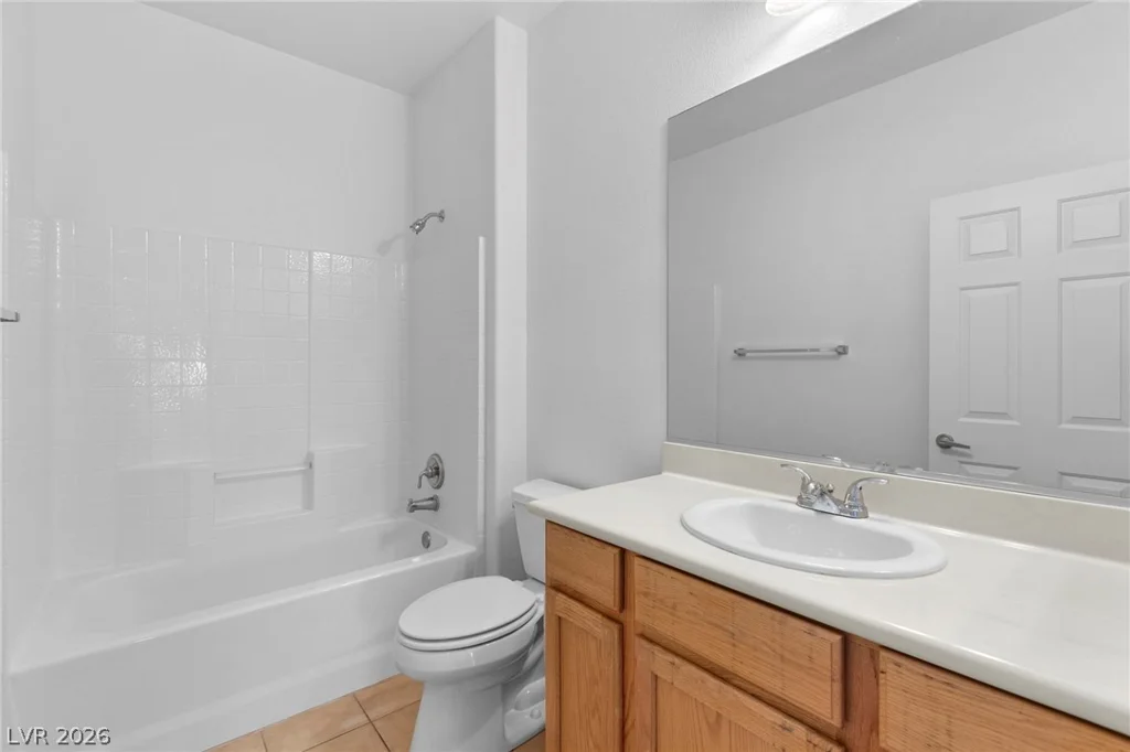 2250 Sandstone Cliffs, Henderson, NV 89044