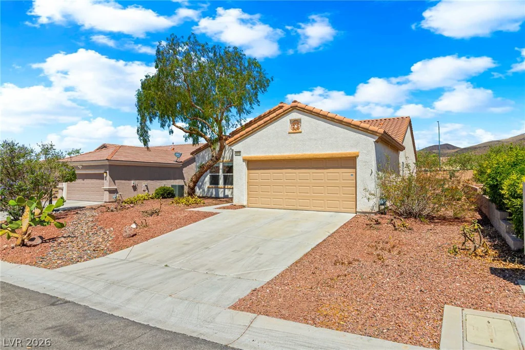 2250 Sandstone Cliffs, Henderson, NV 89044