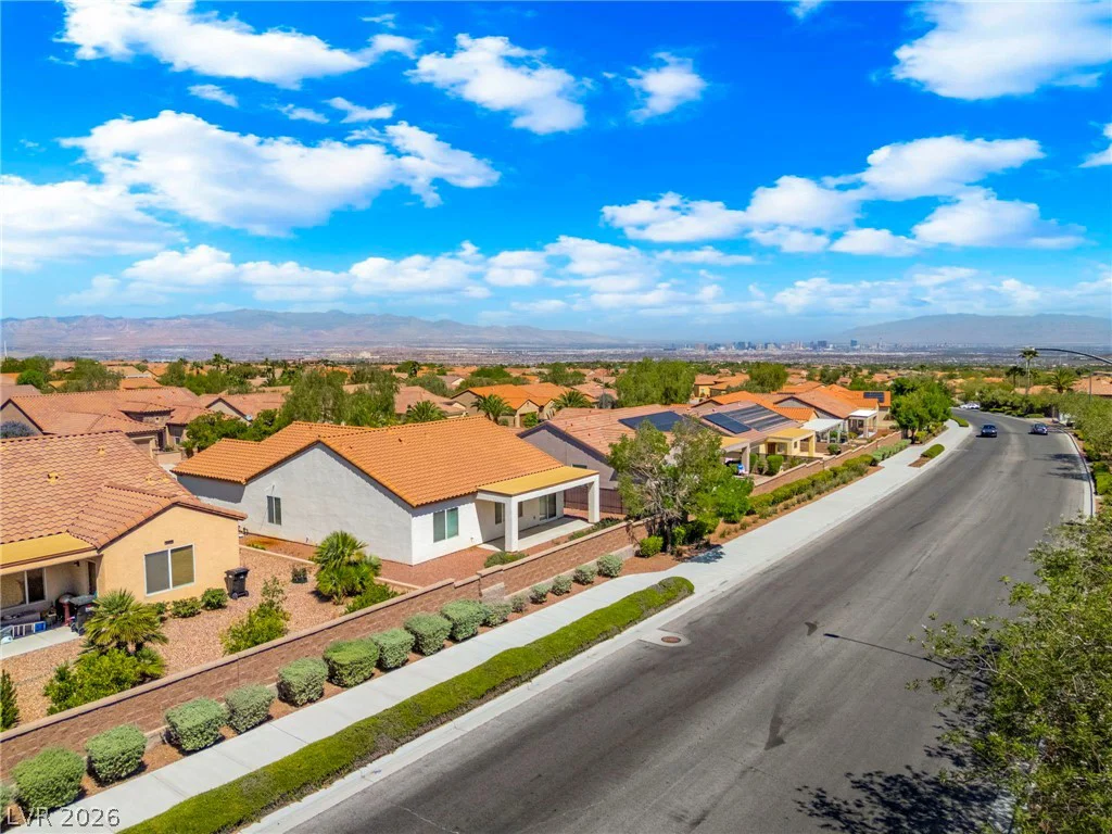 2250 Sandstone Cliffs, Henderson, NV 89044