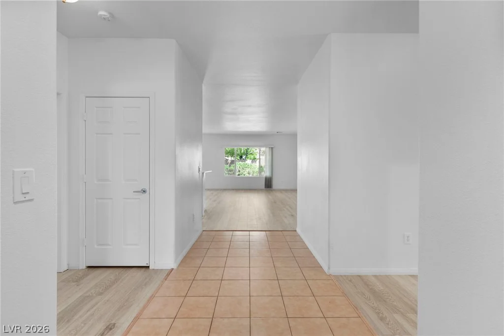 2250 Sandstone Cliffs, Henderson, NV 89044