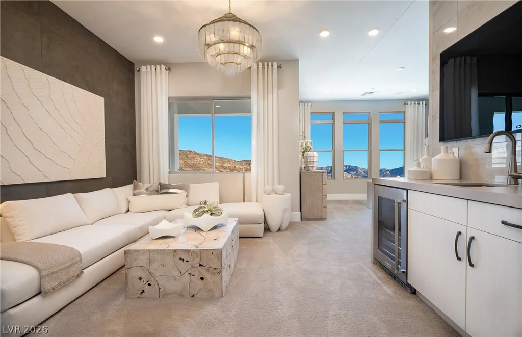 10734 Rolling Vista, Las Vegas, NV 89135