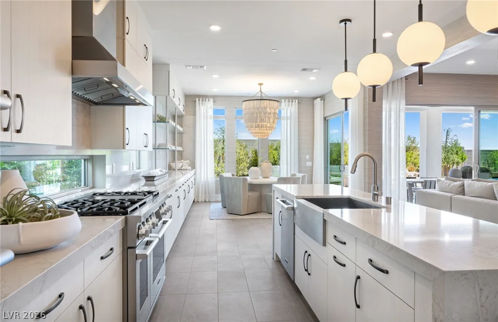 10734 Rolling Vista, Las Vegas, NV 89135
