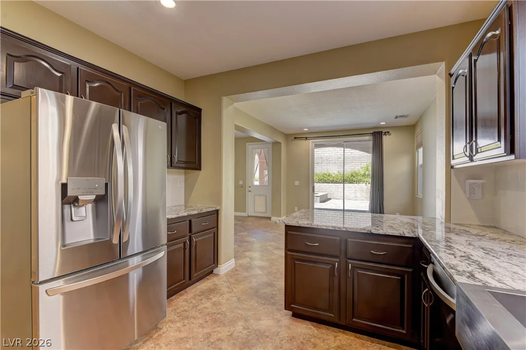 561 Ivy Spring, Las Vegas, NV 89138
