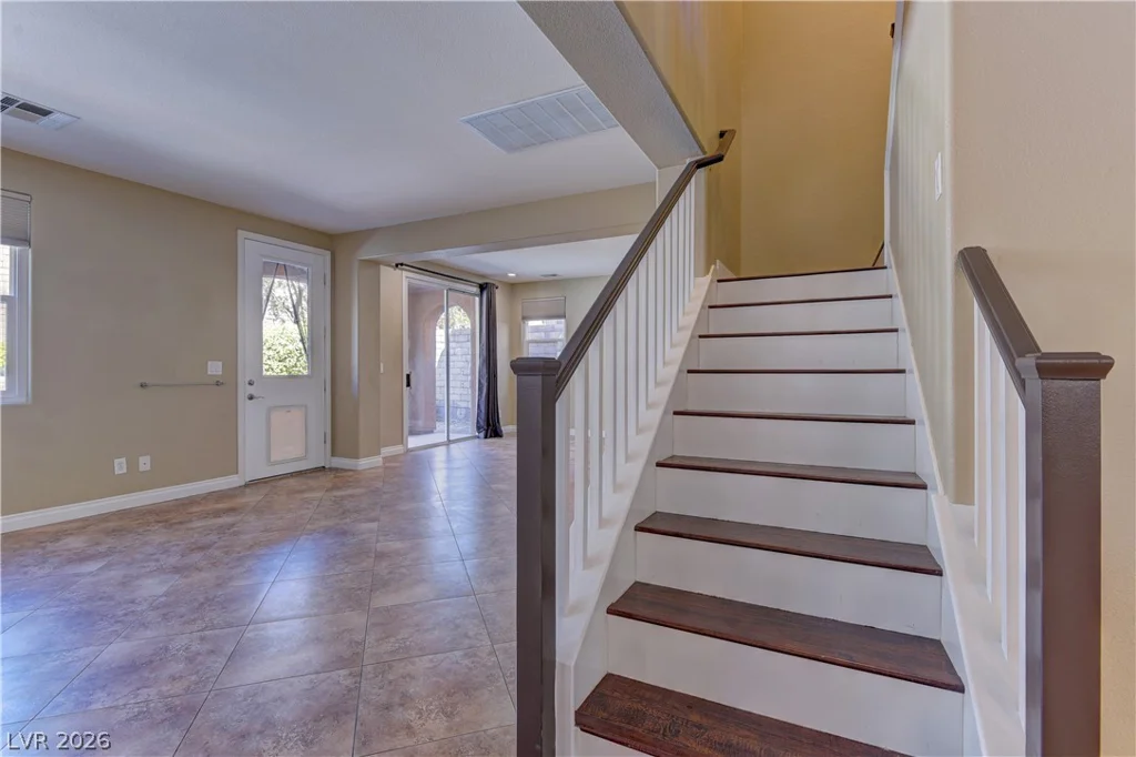 561 Ivy Spring, Las Vegas, NV 89138
