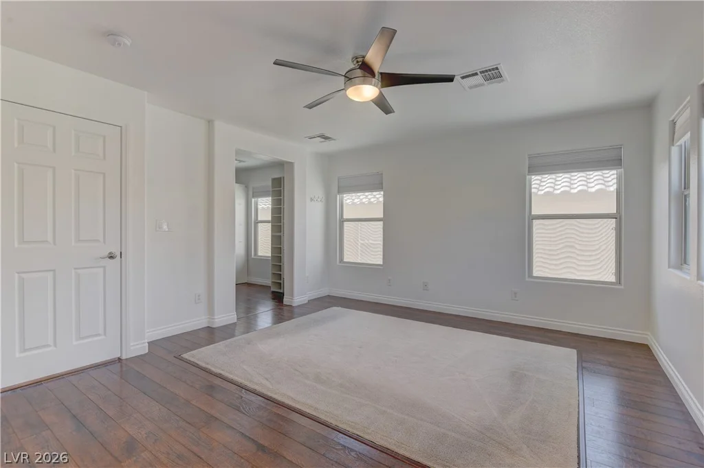 561 Ivy Spring, Las Vegas, NV 89138