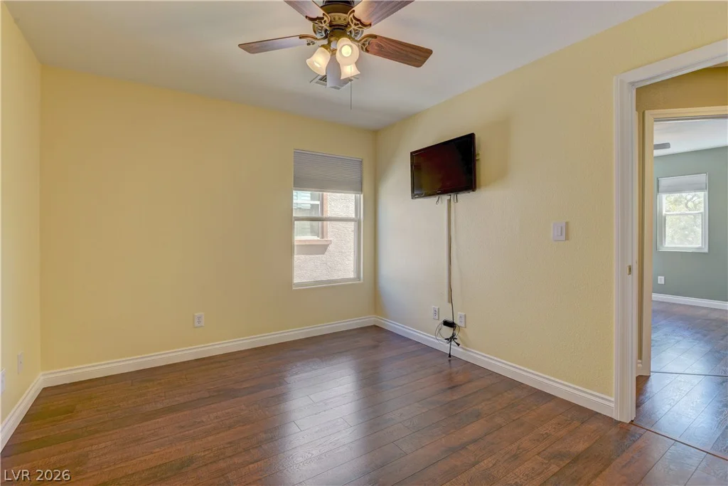 561 Ivy Spring, Las Vegas, NV 89138