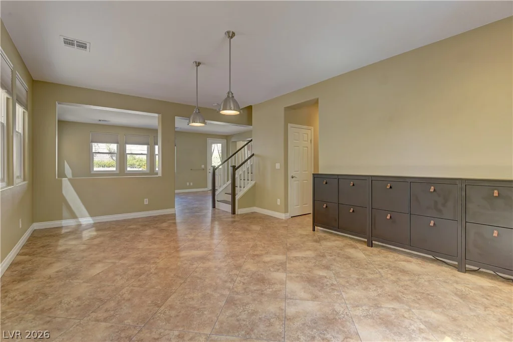 561 Ivy Spring, Las Vegas, NV 89138
