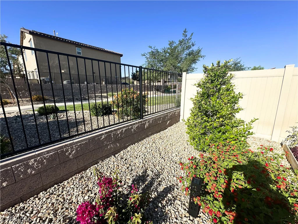 4339 Stardust Moon, North Las Vegas, NV 89084