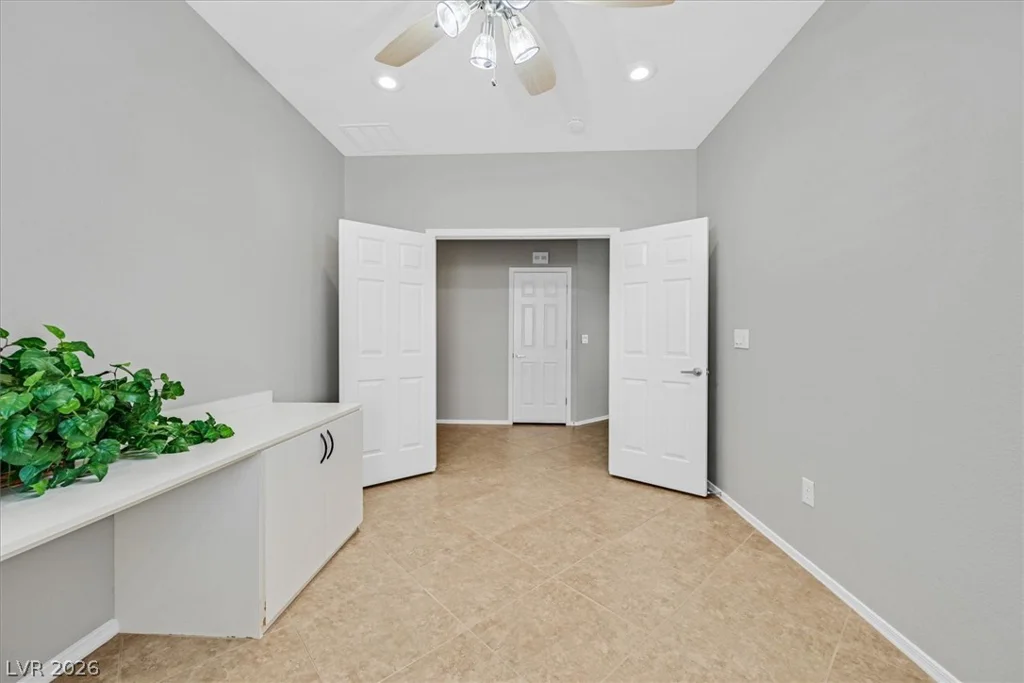 2167 Gunnison, Henderson, NV 89044