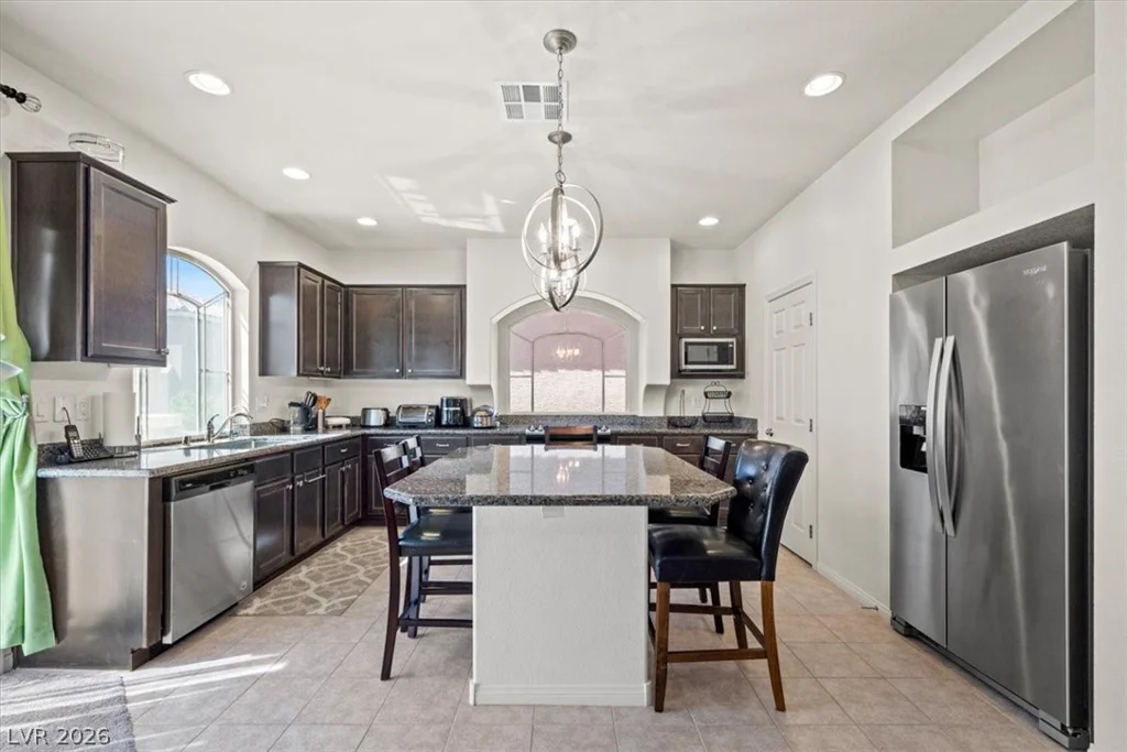 9833 Lone Canary, Las Vegas, NV 89141