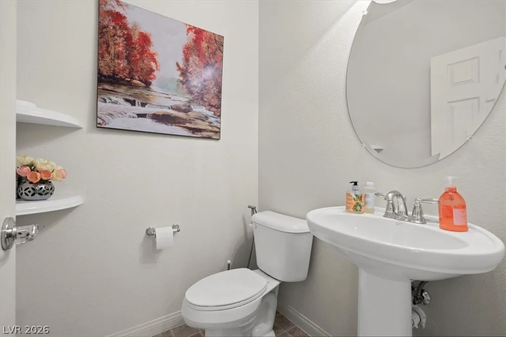 9833 Lone Canary, Las Vegas, NV 89141